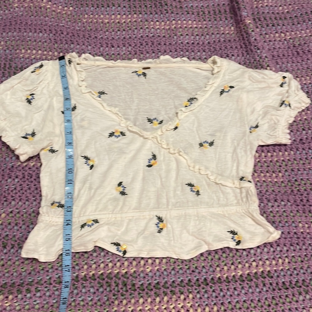 GUC Free People Crop top!